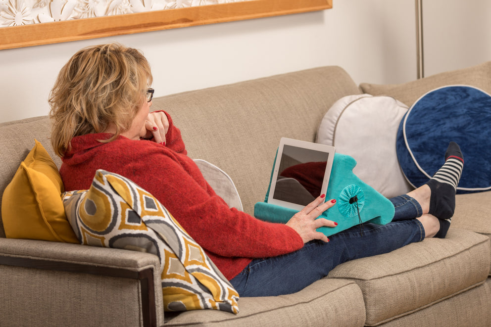 Flippy The Best Selling Tablet Pillow Stand getflippy